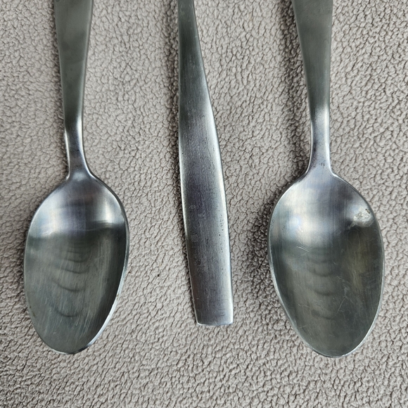 Oneida Stainless Soup Spoon Lot of 8 Cannon? 7 2/16" Satin 90-192 - Picture 5 of 10